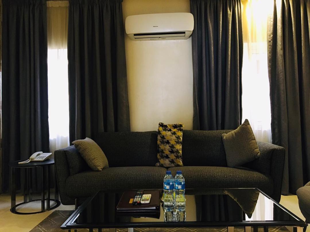 Summerset Continental Hotel Maitama By T E L E Hospitality アブジャ エクステリア 写真