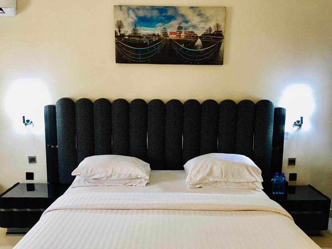 Summerset Continental Hotel Maitama By T E L E Hospitality アブジャ エクステリア 写真