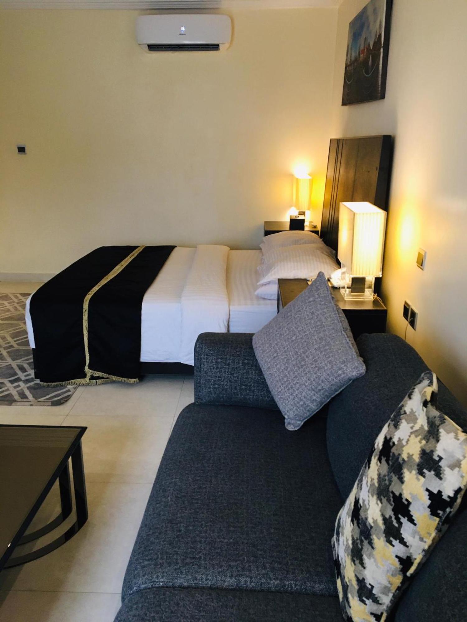 Summerset Continental Hotel Maitama By T E L E Hospitality アブジャ エクステリア 写真