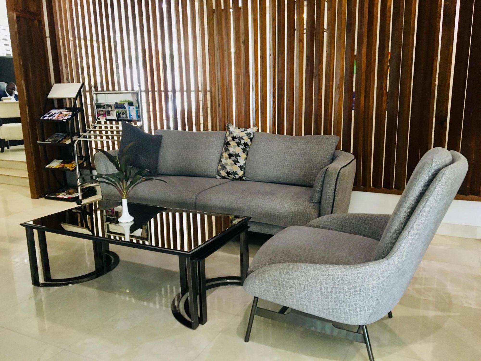 Summerset Continental Hotel Maitama By T E L E Hospitality アブジャ エクステリア 写真