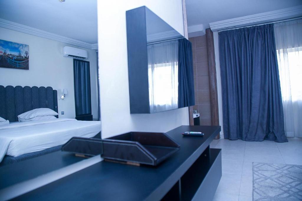 Summerset Continental Hotel Maitama By T E L E Hospitality アブジャ エクステリア 写真